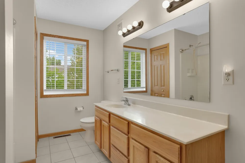 4703 Blaine Avenue Inver Grove Heights, MN 55076