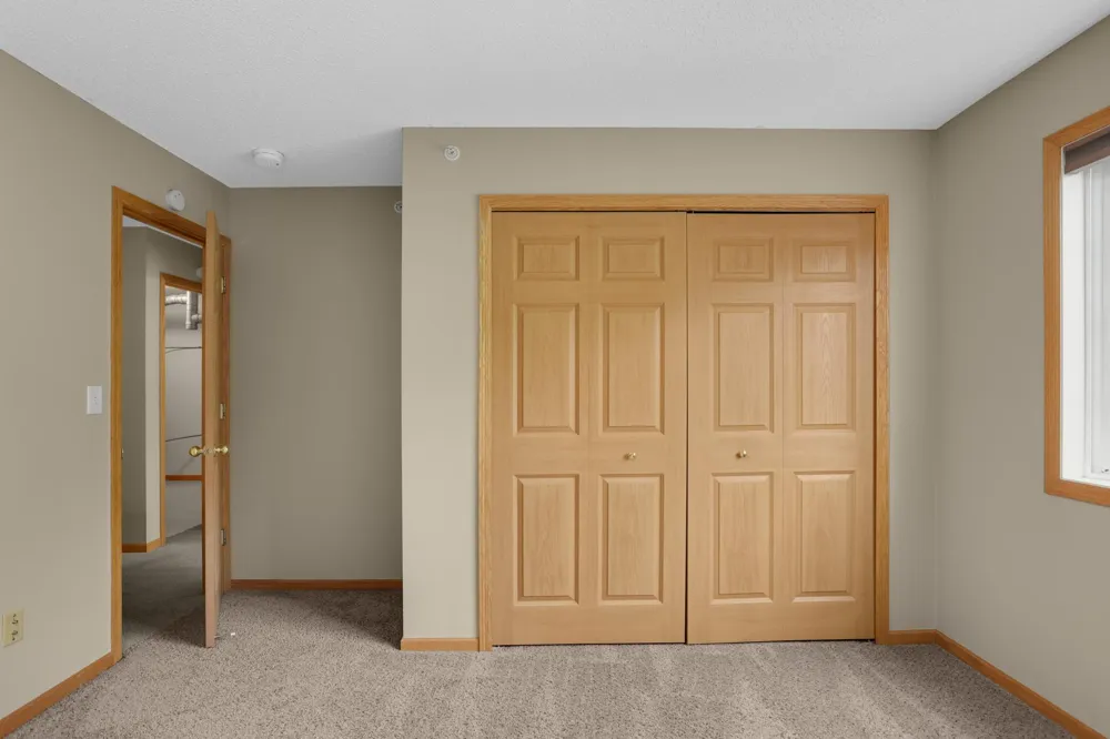 4703 Blaine Avenue Inver Grove Heights, MN 55076