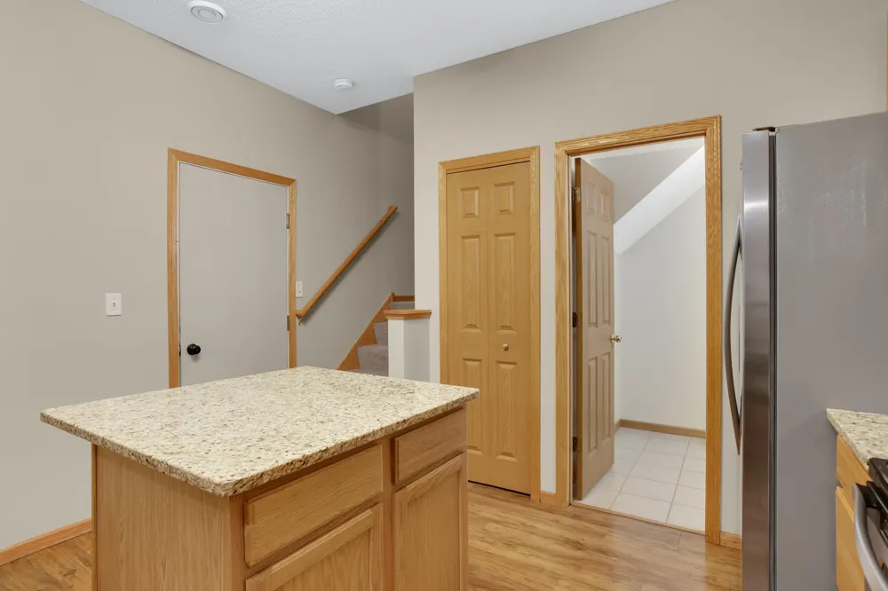 4703 Blaine Avenue Inver Grove Heights, MN 55076