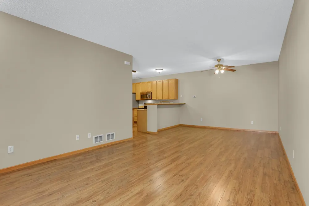 4703 Blaine Avenue Inver Grove Heights, MN 55076