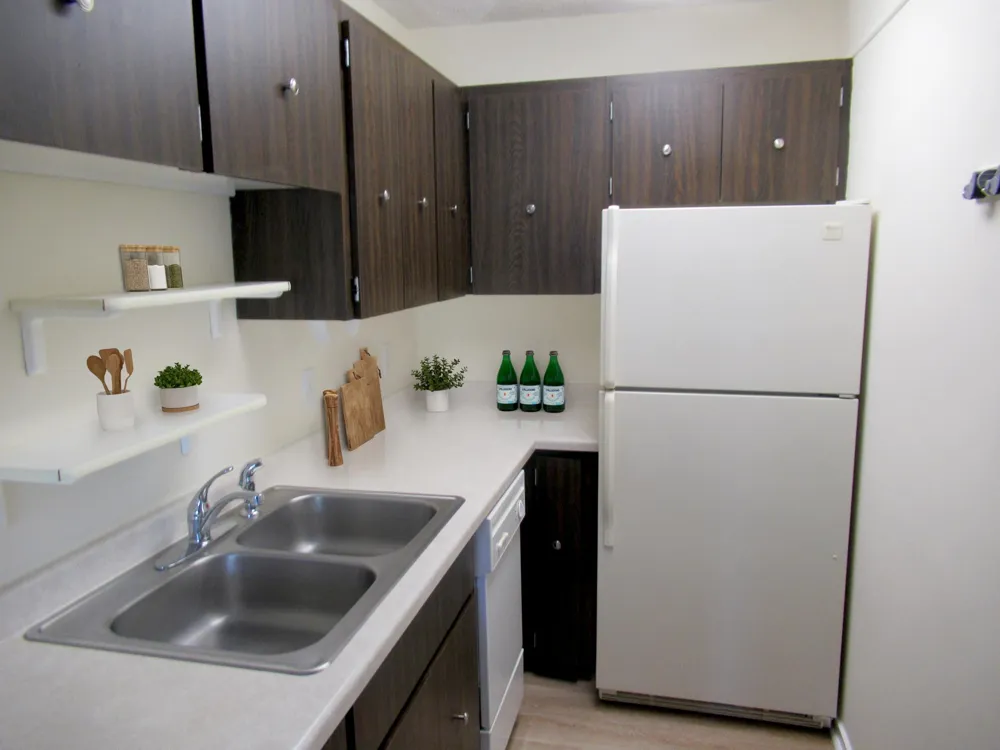 4100 Parklawn Avenue #218 Edina, MN 55435