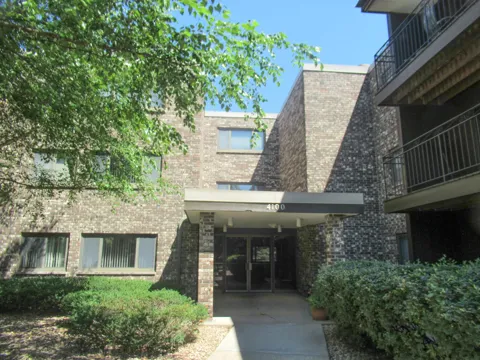 4100 Parklawn Avenue #218