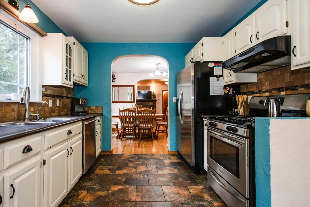 1101 Summit Avenue Detroit Lakes, MN 56501