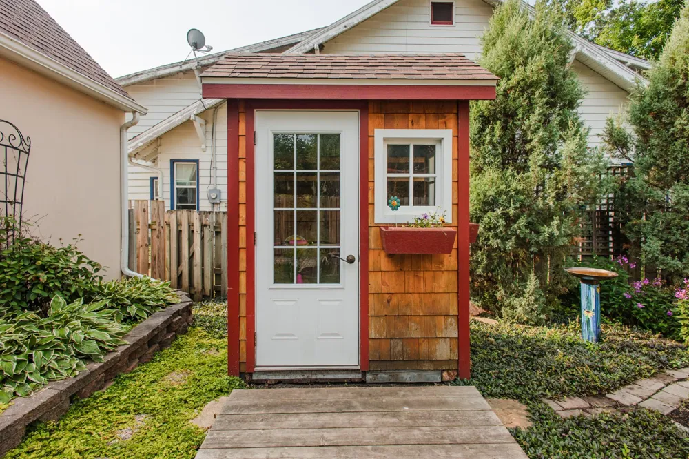 1101 Summit Avenue Detroit Lakes, MN 56501