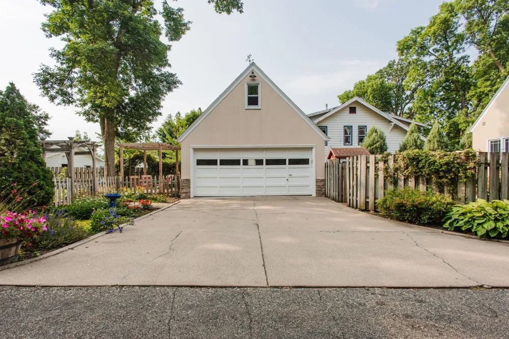 1101 Summit Avenue Detroit Lakes, MN 56501