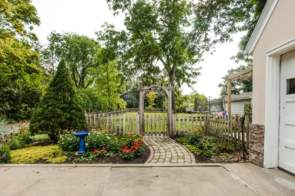 1101 Summit Avenue Detroit Lakes, MN 56501