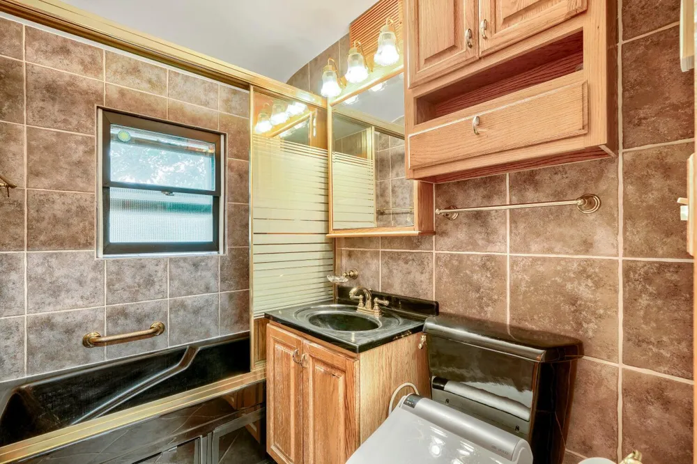 720 1st Avenue S South Saint Paul, MN 55075