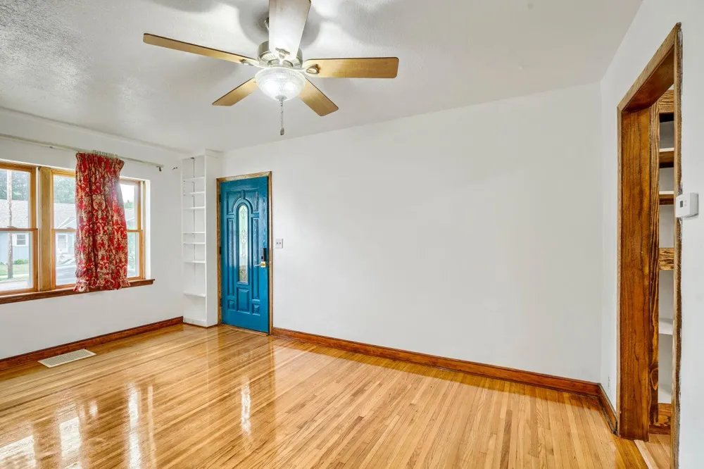 720 1st Avenue S South Saint Paul, MN 55075