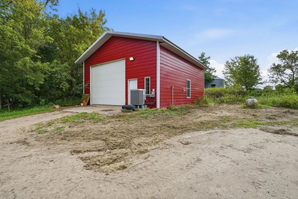 6308 60th Street NE Spicer, MN 56288