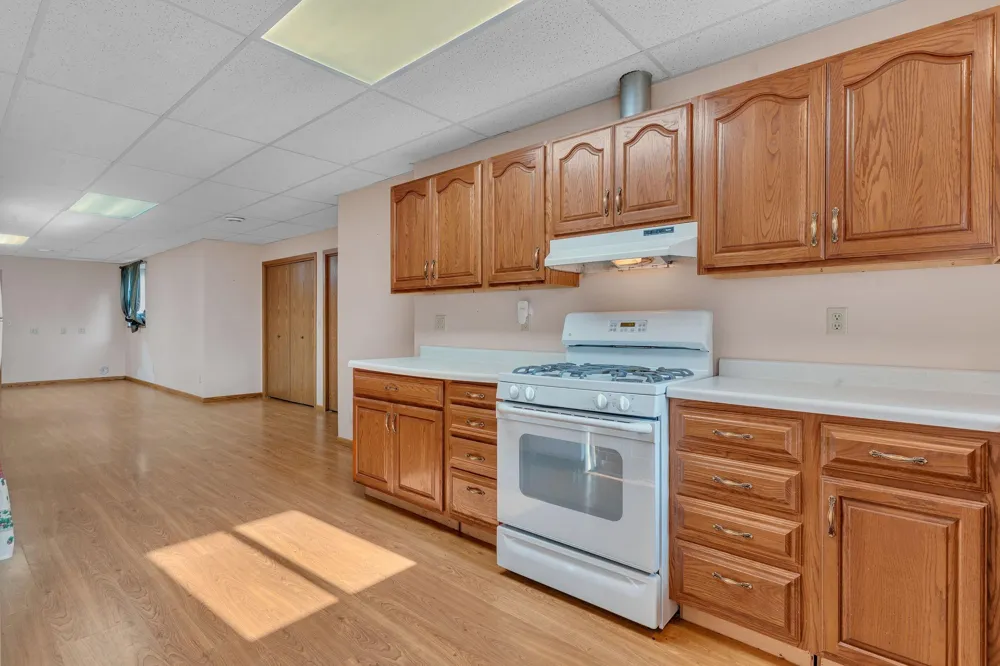 6308 60th Street NE Spicer, MN 56288