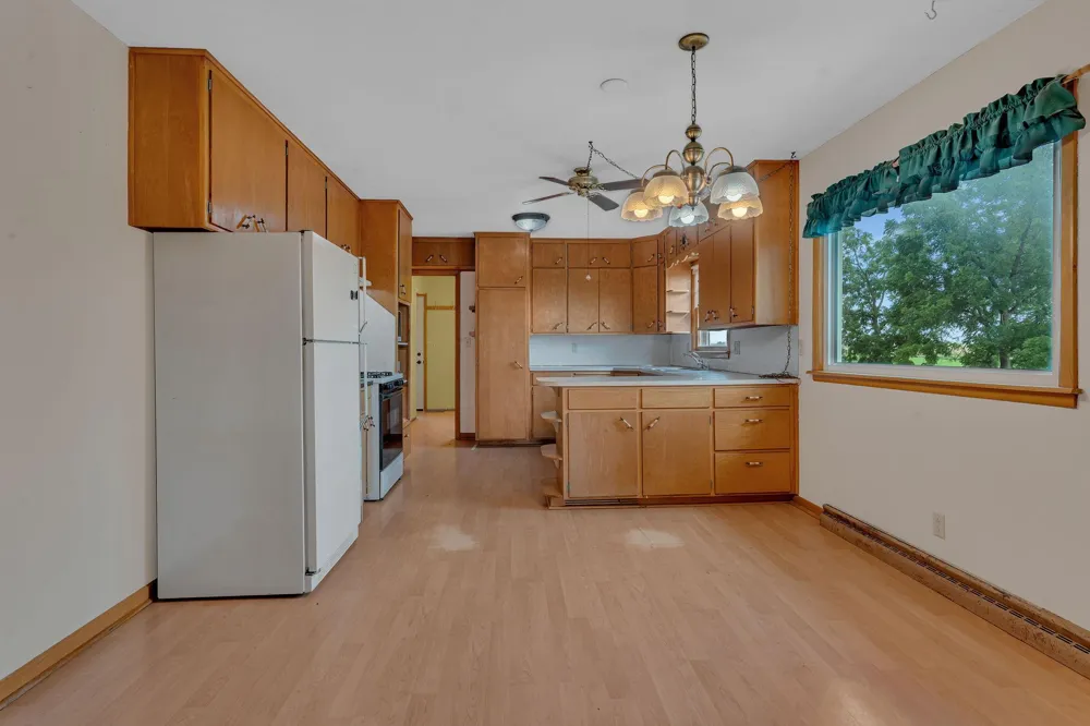 6308 60th Street NE Spicer, MN 56288