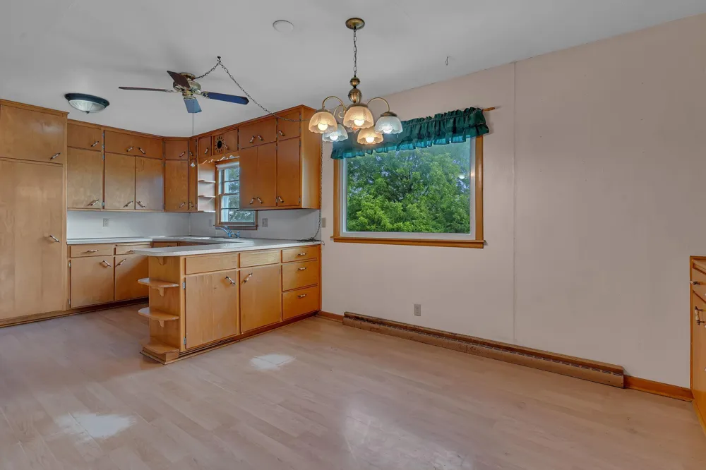 6308 60th Street NE Spicer, MN 56288