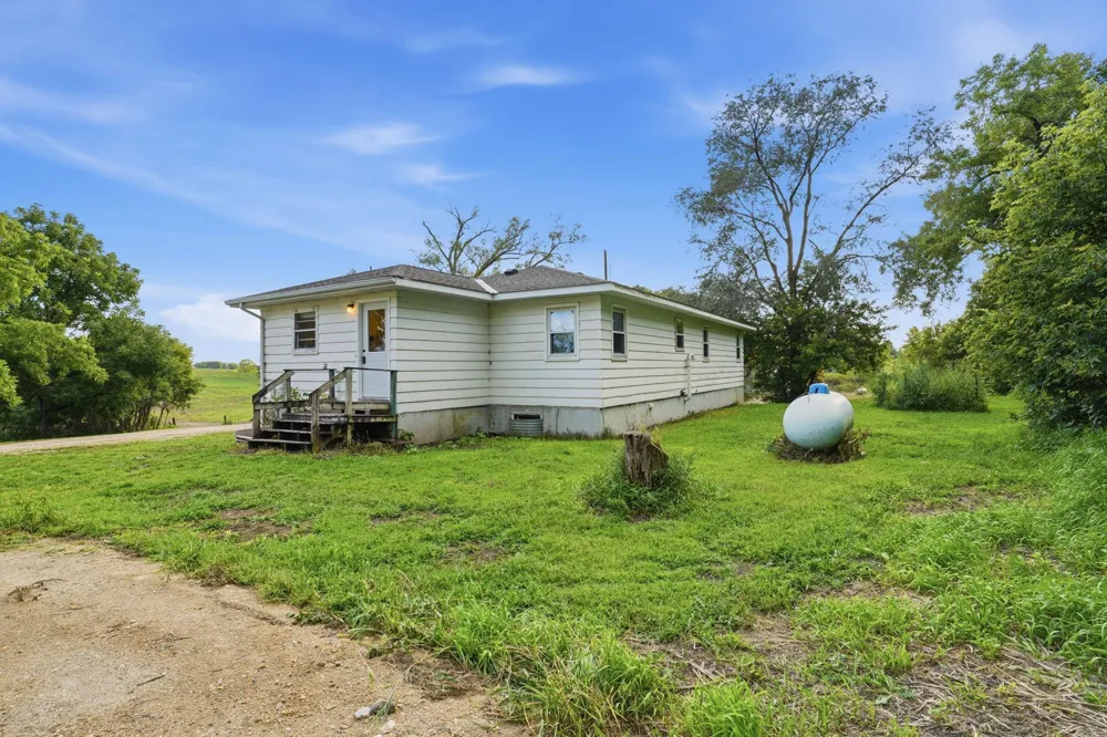 6308 60th Street NE Spicer, MN 56288