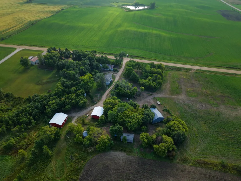 6308 60th Street NE Spicer, MN 56288
