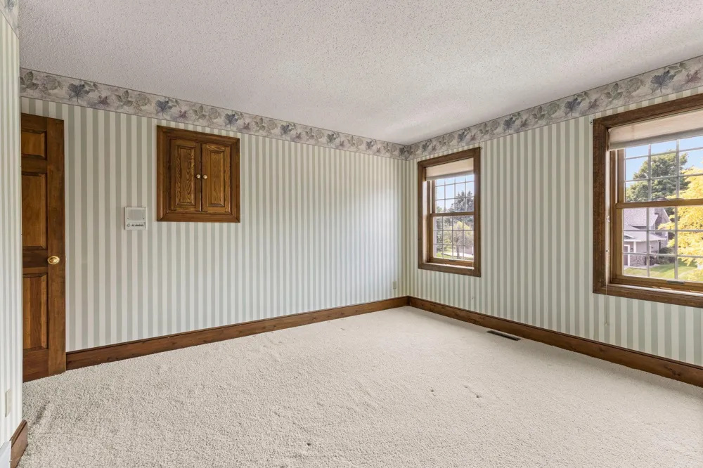 1001 Windcrest Drive SE New Prague, MN 56071