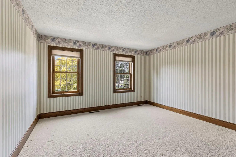 1001 Windcrest Drive SE New Prague, MN 56071