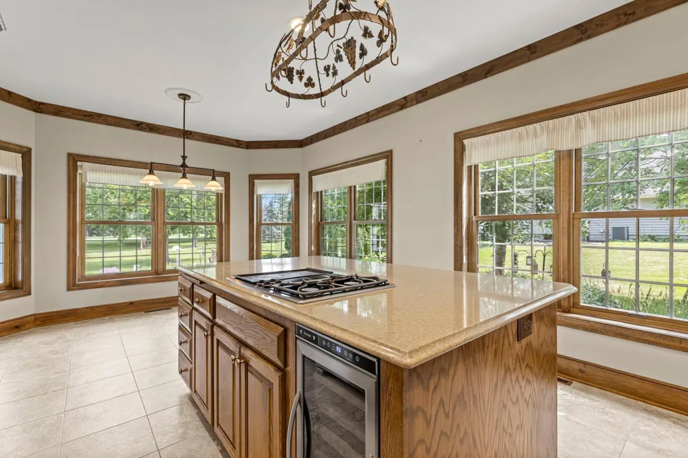 1001 Windcrest Drive SE New Prague, MN 56071