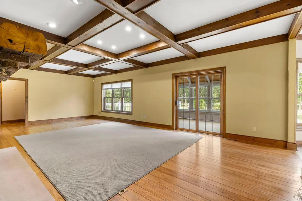 1001 Windcrest Drive SE New Prague, MN 56071