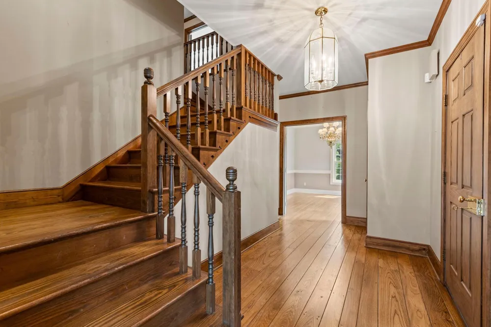 1001 Windcrest Drive SE New Prague, MN 56071
