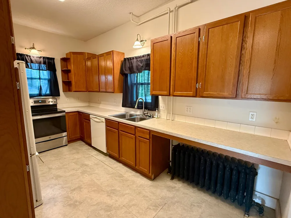 308 6th Street NW Valley City, ND 58072