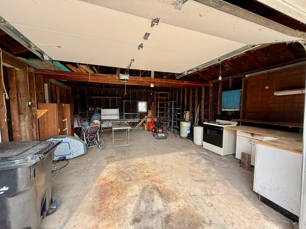 308 6th Street NW Valley City, ND 58072