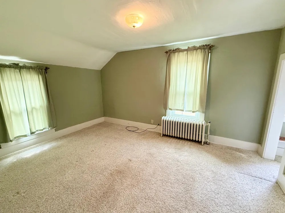 308 6th Street NW Valley City, ND 58072