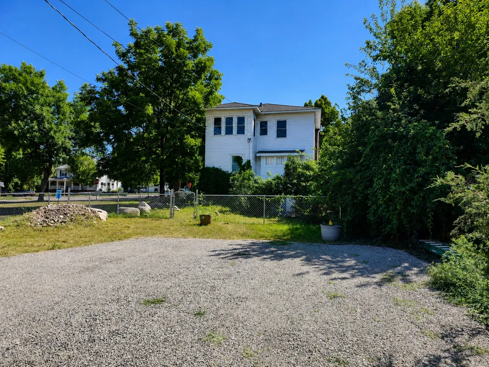 319 5th Street NE Staples, MN 56479