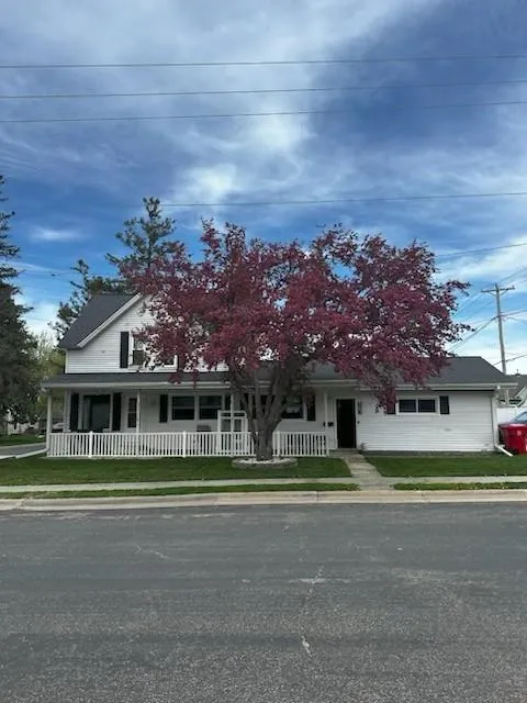 103 4th St SW Stewartville, MN 55976