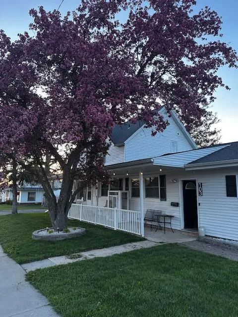 103 4th St SW Stewartville, MN 55976