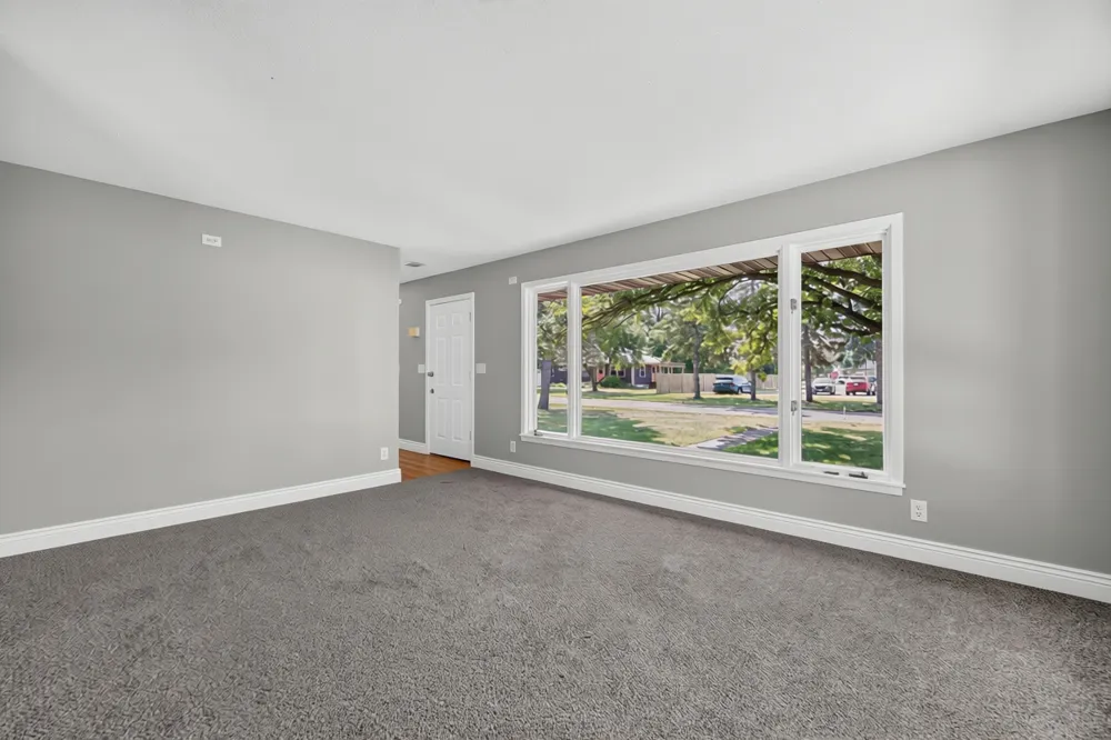 6096 Elm Street North Branch, MN 55056