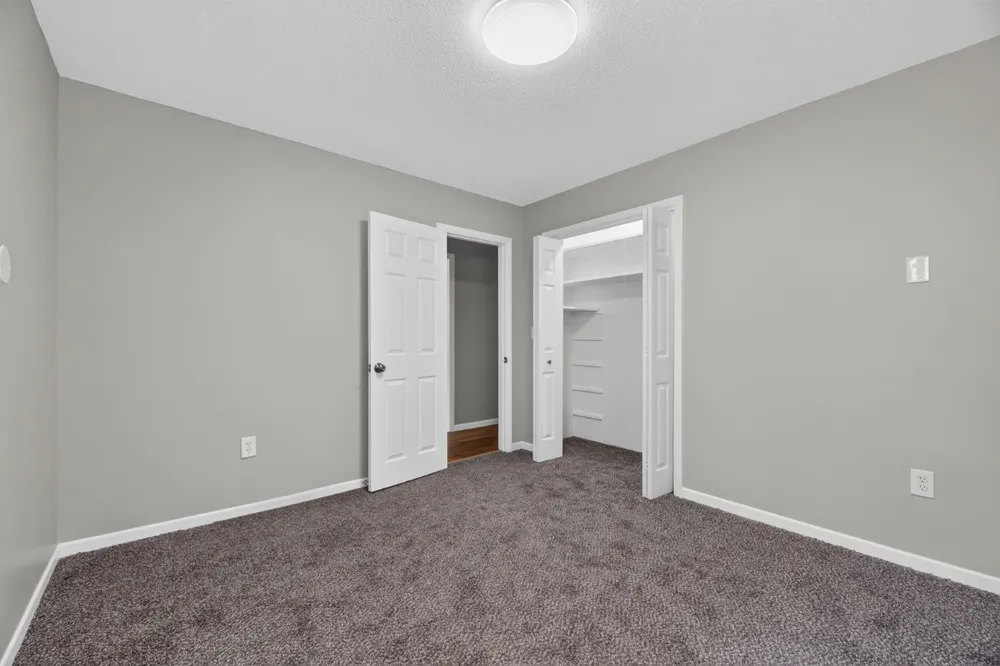 6096 Elm Street North Branch, MN 55056