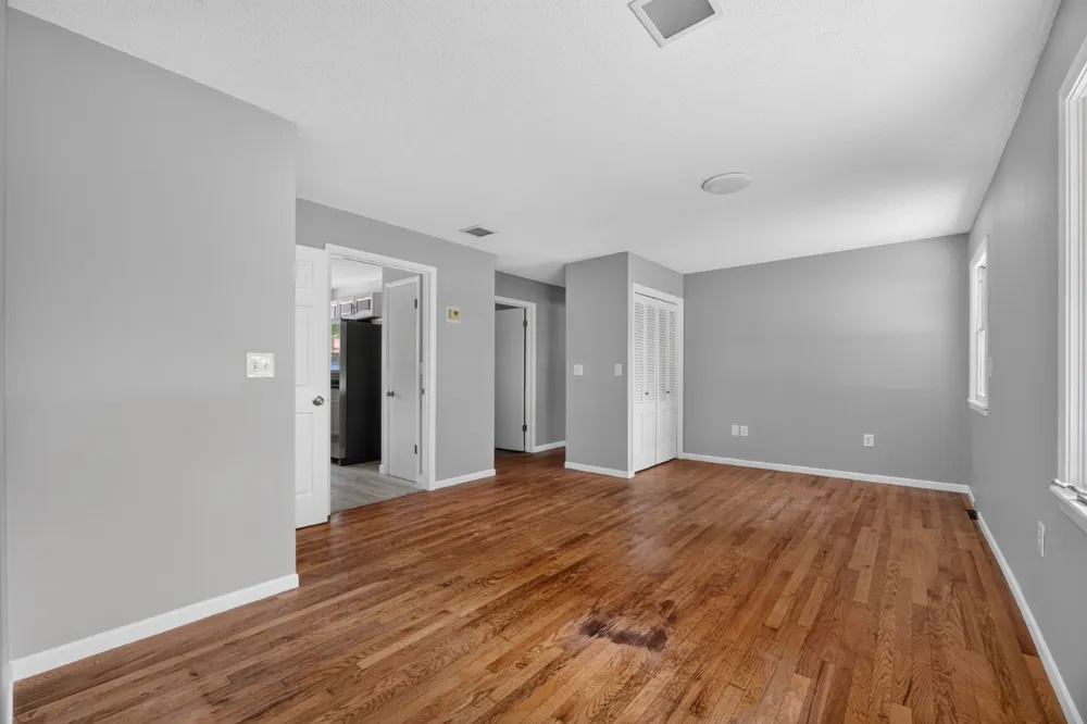6096 Elm Street North Branch, MN 55056