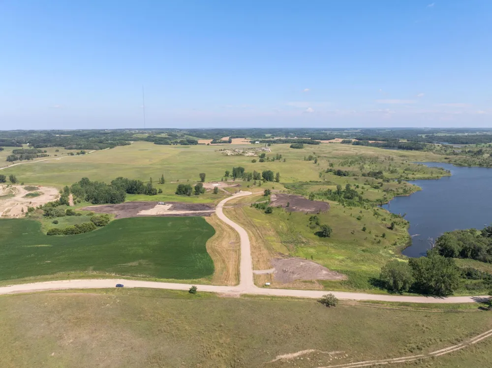 26085 154 AVENUE S Barnesville, MN 56514
