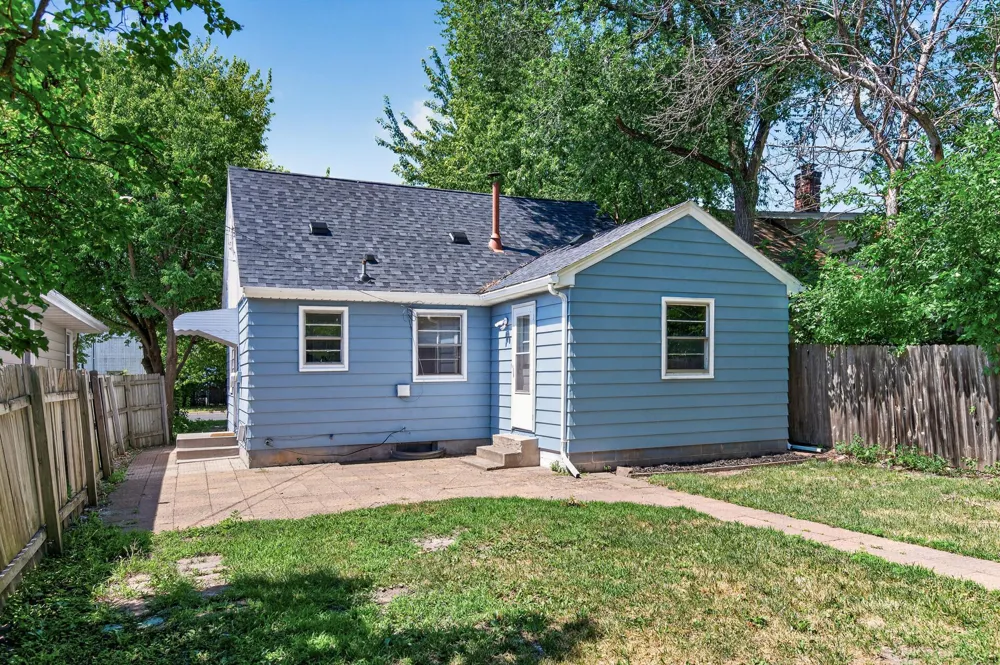 3911 Jackson Street NE Columbia Heights, MN 55421