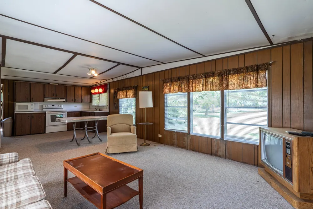 11842 Lake Street SE Mentor, MN 56736