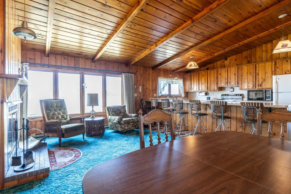 11842 Lake Street SE Mentor, MN 56736