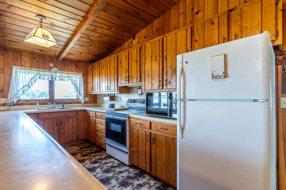 11842 Lake Street SE Mentor, MN 56736