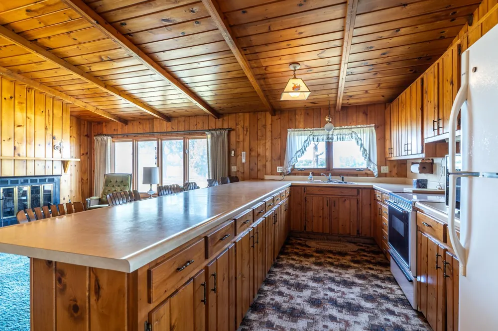 11842 Lake Street SE Mentor, MN 56736