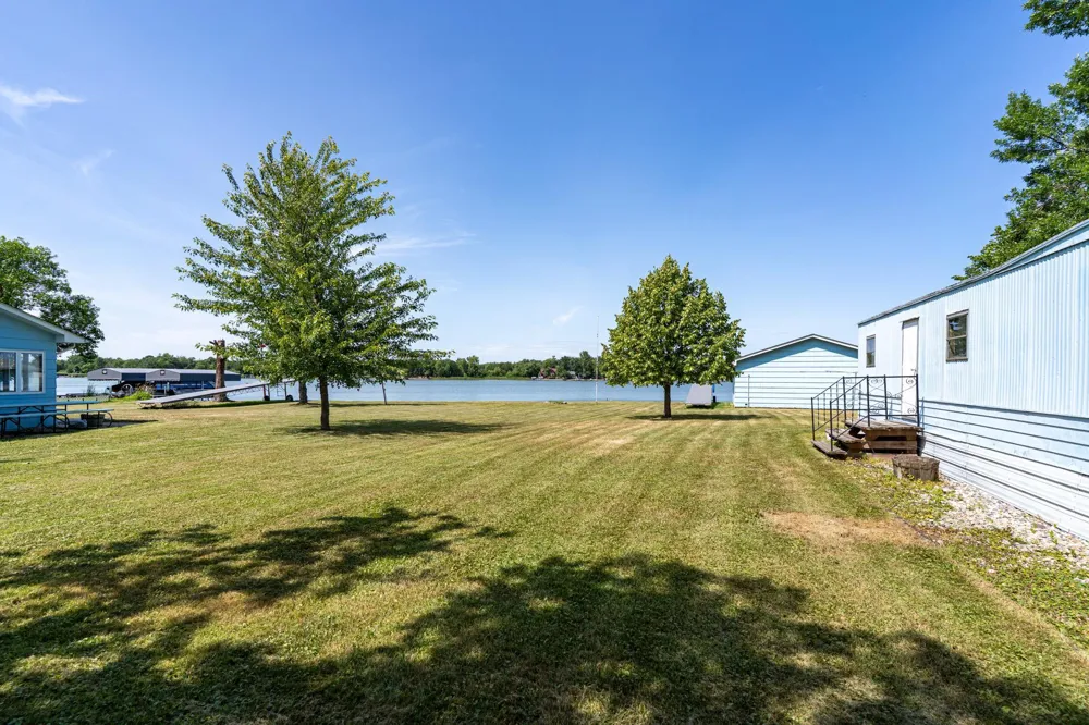 11842 Lake Street SE Mentor, MN 56736