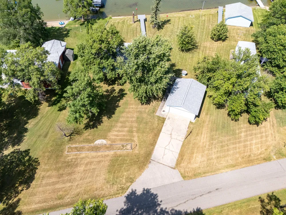 11842 Lake Street SE Mentor, MN 56736
