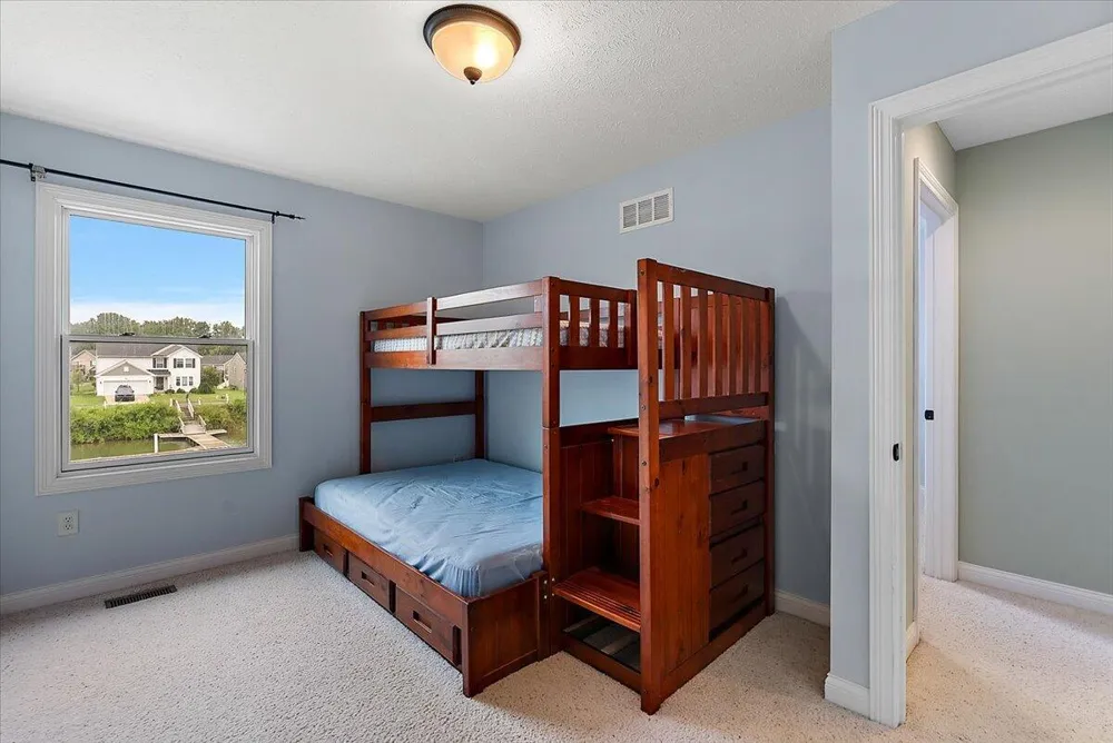 626 Swan River Drive Benton Harbor, MI 49022