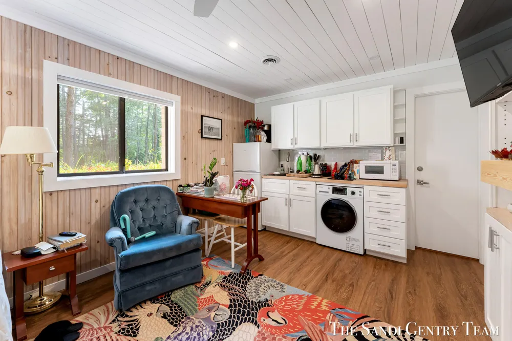 17445 W Spring Lake Road Spring Lake, MI 49456