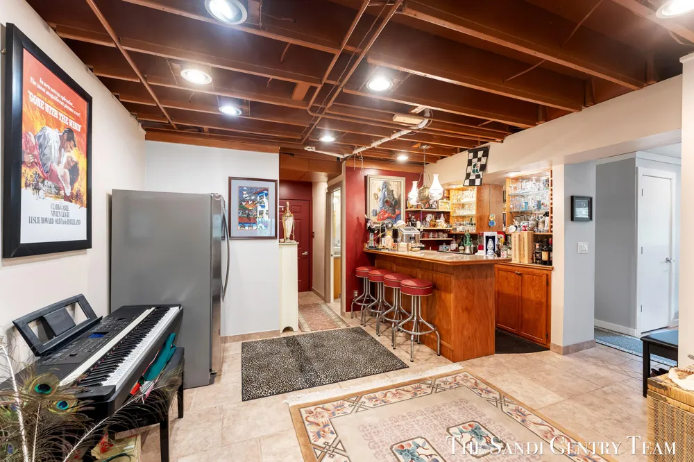 17445 W Spring Lake Road Spring Lake, MI 49456