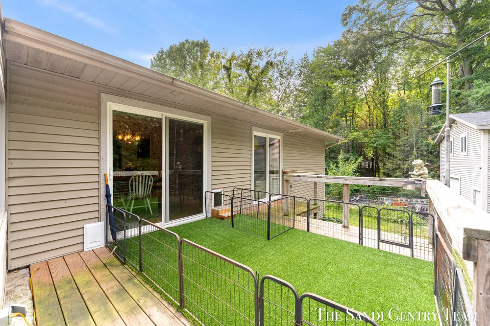 17445 W Spring Lake Road Spring Lake, MI 49456