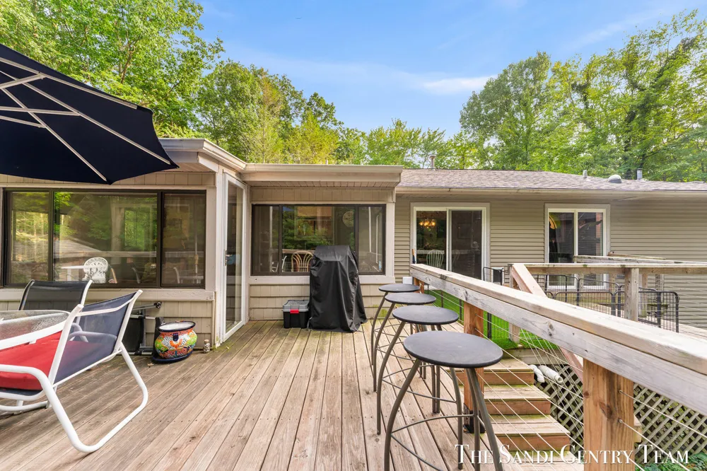 17445 W Spring Lake Road Spring Lake, MI 49456