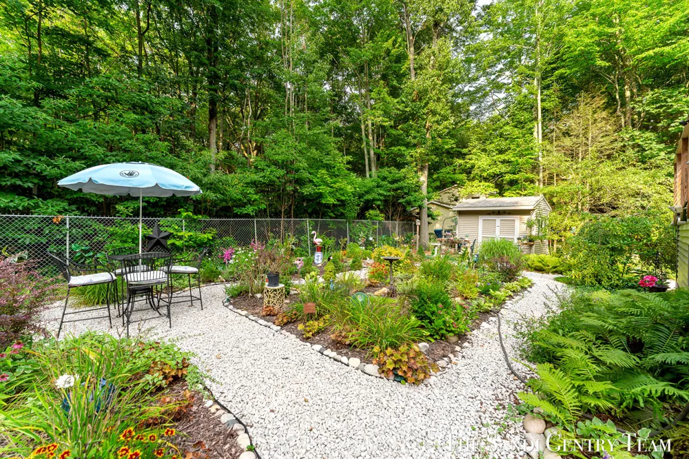 17445 W Spring Lake Road Spring Lake, MI 49456