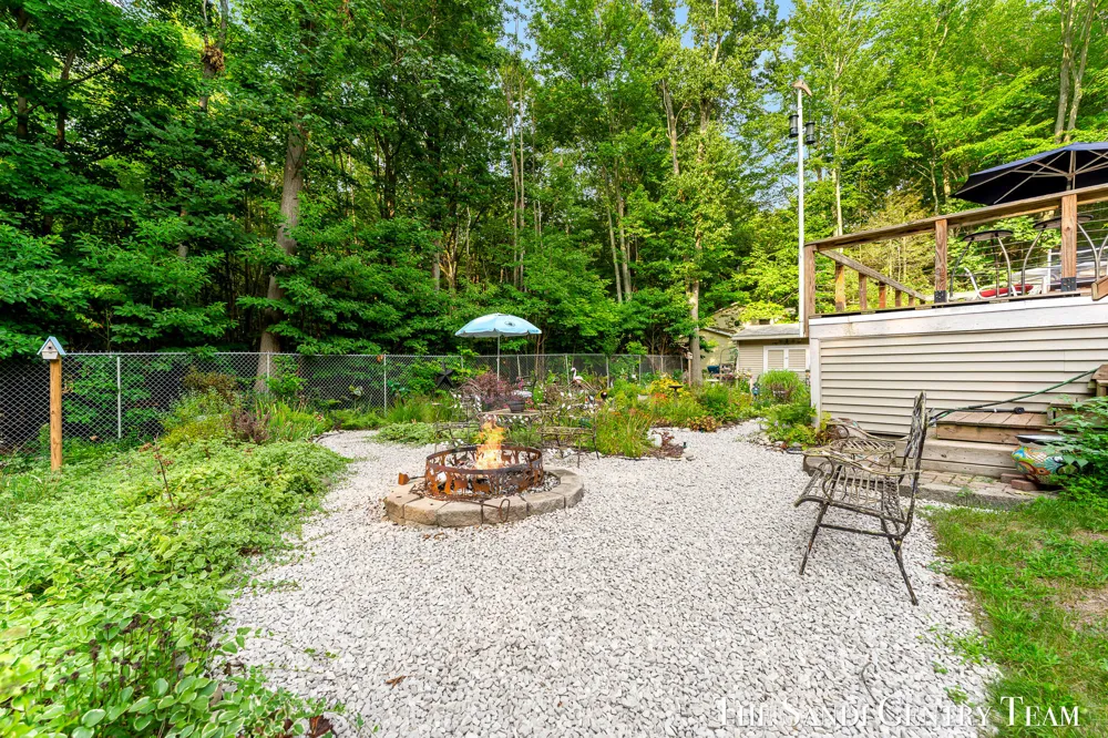17445 W Spring Lake Road Spring Lake, MI 49456