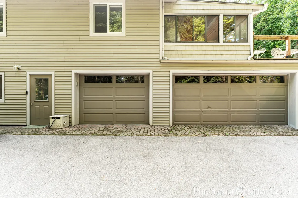 17445 W Spring Lake Road Spring Lake, MI 49456