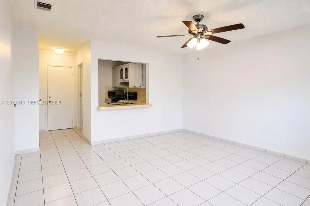 6605 W 26th Dr #24-18 Hialeah, FL 33016