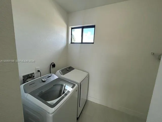 22735 SW 130th Ave Miami, FL 33170